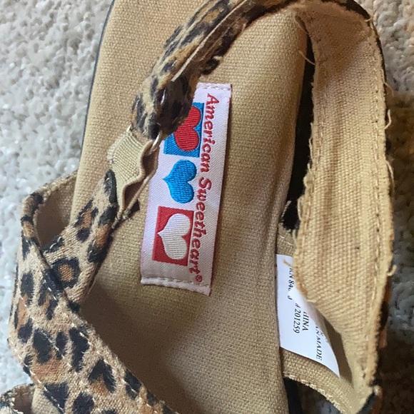 American Sweetheart Animal Print Sandals Size 8M - Picture 2 of 6